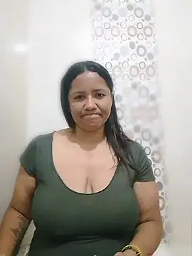 Snapshot of Susanne-love chatting on July 8, 2026, 11:58 am Susanne-love online show from July 8, 2026, 11:58 am