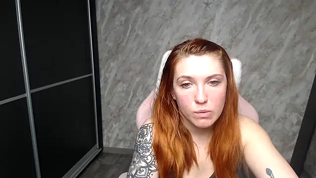 Reginasmilee online show from February 14, 2026, 2:36 pm