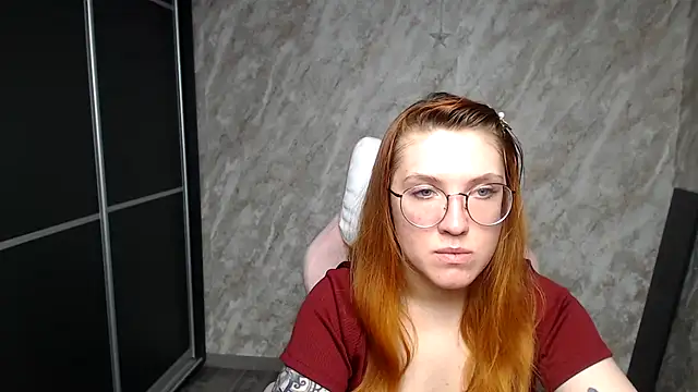 Reginasmilee online show from February 28, 2026, 6:09 pm