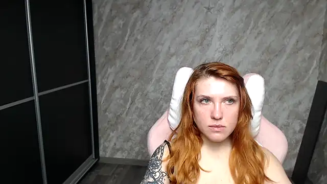 Reginasmilee online show from March 2, 2026, 12:23 pm