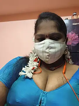 Snapshot of yalini1431 chatting on July 15, 2026, 8:14 pm yalini1431 online show from July 15, 2026, 8:14 pm