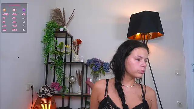 Snapshot of ObduliaBottini chatting on August 4, 2026, 4:04 am ObduliaBottini online show from August 4, 2026, 4:04 am