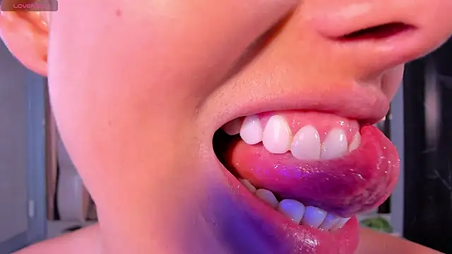 SarahPreston online show from February 25, 2025, 4:00 pm