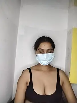 Snapshot of nikita-cam chatting on July 2, 2026, 5:08 pm nikita-cam online show from July 2, 2026, 5:08 pm