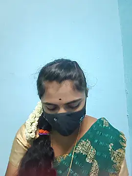 Snapshot of Megavarthinii chatting on July 14, 2026, 3:11 am Megavarthinii online show from July 14, 2026, 3:11 am