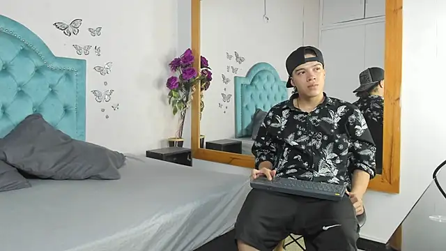 Charlie Latino online show from June 27, 2026, 2:23 pm
