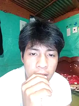 Snapshot of Fertuyo chatting on June 23, 2026, 9:46 pm Fertuyo online show from June 23, 2026, 9:46 pm