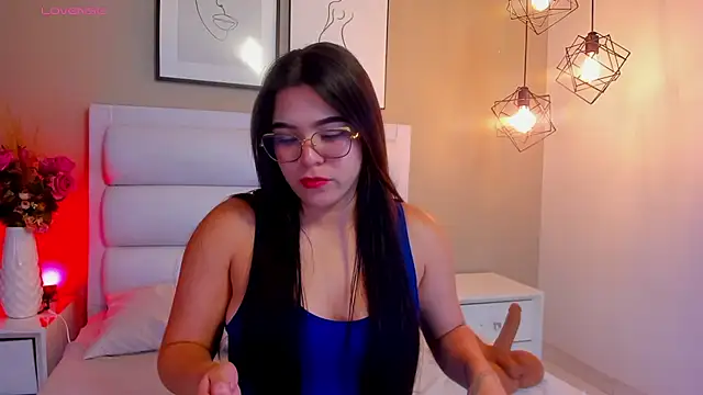 Snapshot of MarahBaker35 chatting on August 8, 2026, 12:13 am MarahBaker35 online show from August 8, 2026, 12:13 am