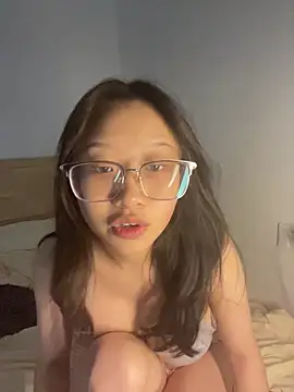 Snapshot of JUJU0616 chatting on July 6, 2026, 3:03 pm JUJU0616 online show from July 6, 2026, 3:03 pm