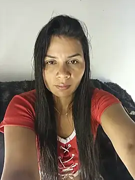 Emily Holmos online show from June 27, 2026, 1:28 pm