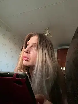 Snapshot of Charline_Gusty chatting on July 1, 2026, 4:51 pm Charline Gusty online show from July 1, 2026, 4:51 pm