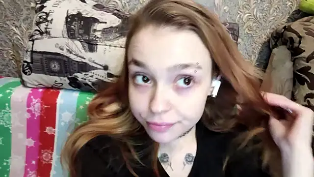 CUTE1KITTY online show from July 1, 2026, 5:23 pm