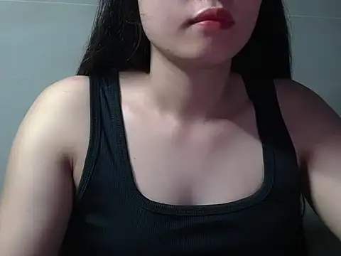 Snapshot of Ngociuu08 chatting on August 3, 2026, 3:38 pm Ngociuu08 online show from August 3, 2026, 3:38 pm