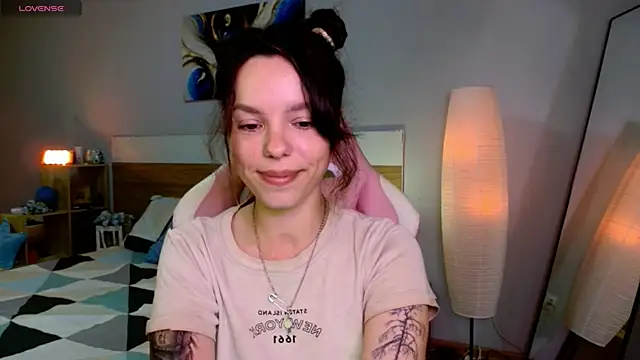 Snapshot of Maya_Campbell chatting on July 4, 2026, 2:51 am Maya Campbell online show from July 4, 2026, 2:51 am