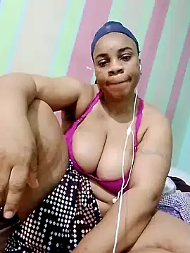 Snapshot of smilefit chatting on July 1, 2026, 10:53 pm smilefit online show from July 1, 2026, 10:53 pm