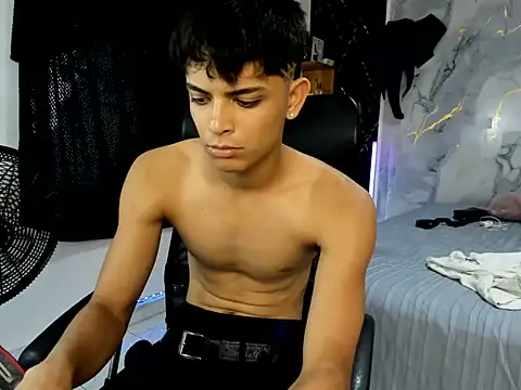 Snapshot of slim_dirtyxx1 chatting on July 8, 2026, 8:02 pm slim dirtyxx1 online show from July 8, 2026, 8:02 pm