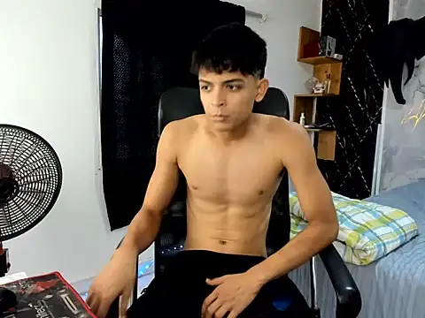 Snapshot of slim_dirtyxx1 chatting on July 9, 2026, 8:24 pm slim dirtyxx1 online show from July 9, 2026, 8:24 pm