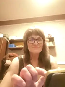 Snapshot of Manulenok chatting on July 2, 2026, 6:58 pm Manulenok online show from July 2, 2026, 6:58 pm