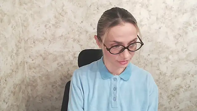 Snapshot of MerryRose33 chatting on July 1, 2026, 5:12 pm MerryRose33 online show from July 1, 2026, 5:12 pm