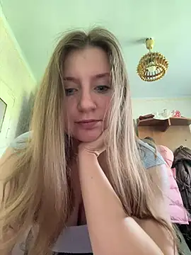 Snapshot of Eliza4121 chatting on July 4, 2026, 5:57 am Eliza4121 online show from July 4, 2026, 5:57 am