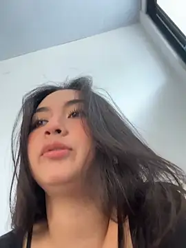 Snapshot of Kaia_Bloom chatting on July 3, 2026, 7:53 pm Kaia Bloom online show from July 3, 2026, 7:53 pm
