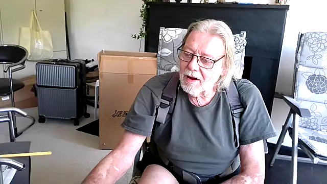 Snapshot of wiewerner_2 chatting on July 3, 2026, 7:48 am wiewerner 2 online show from July 3, 2026, 7:48 am