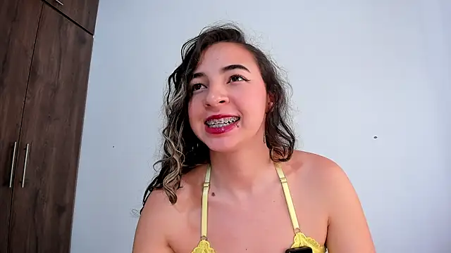 Snapshot of sarita_bws24 chatting on July 4, 2026, 12:55 pm sarita bws24 online show from July 4, 2026, 12:55 pm