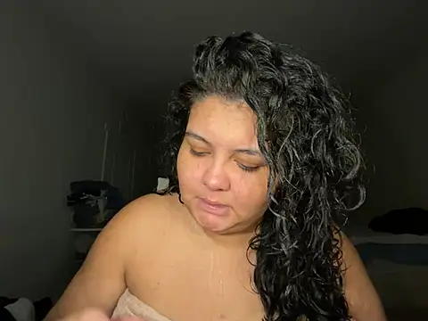 Snapshot of LittleAngelFace chatting on July 15, 2026, 7:13 am LittleAngelFace online show from July 15, 2026, 7:13 am