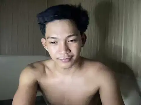 Snapshot of YourcumBoy77 chatting on July 8, 2026, 12:53 pm YourcumBoy77 online show from July 8, 2026, 12:53 pm