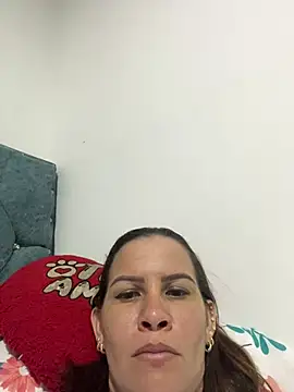 Snapshot of RoseFenix chatting on July 16, 2026, 3:12 am RoseFenix online show from July 16, 2026, 3:12 am