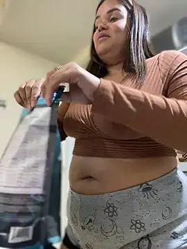 AliceStarshine online show from March 23, 2025, 3:32 am