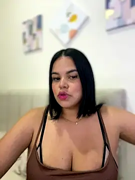 AliceStarshine online show from October 10, 2025, 11:15 pm