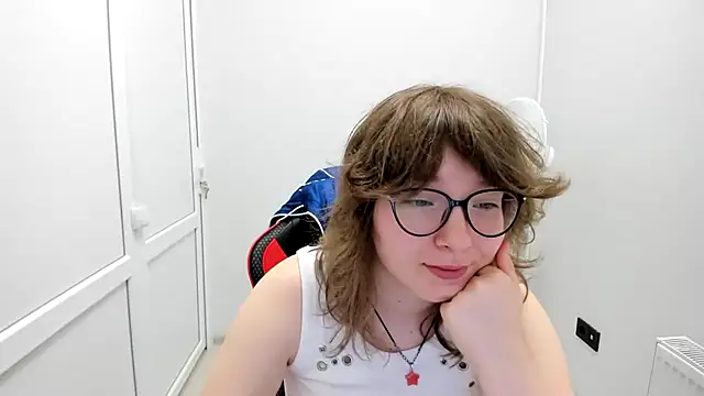 Snapshot of HachiYume chatting on July 13, 2026, 7:22 am HachiYume online show from July 13, 2026, 7:22 am