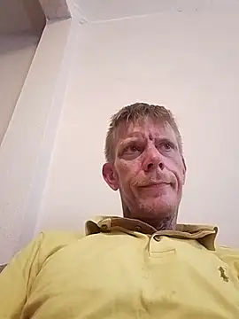 Snapshot of mr_candy1986 chatting on July 8, 2026, 1:59 pm mr candy1986 online show from July 8, 2026, 1:59 pm