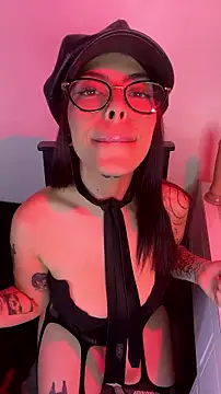 CharlotteBeaulmont online show from July 12, 2026, 10:01 pm