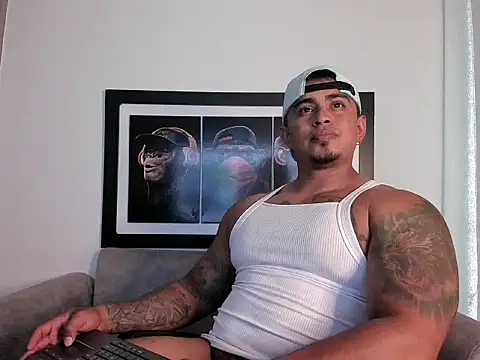 Snapshot of Maxcarrther chatting on July 14, 2026, 7:19 pm Maxcarrther online show from July 14, 2026, 7:19 pm