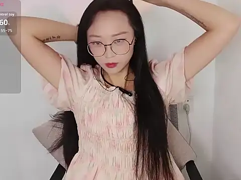 Snapshot of JiaQi-170 chatting on July 7, 2026, 9:13 am JiaQi-170 online show from July 7, 2026, 9:13 am
