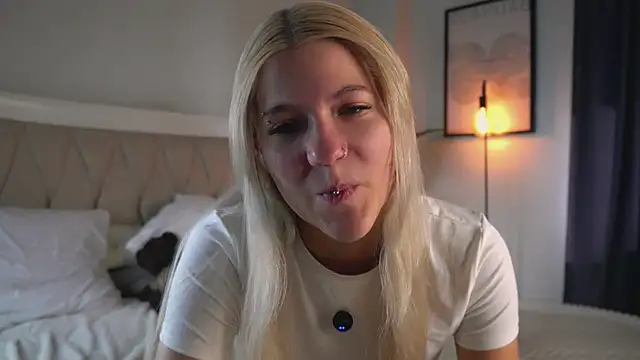 Snapshot of CammyYoula chatting on July 13, 2026, 1:30 am CammyYoula online show from July 13, 2026, 1:30 am