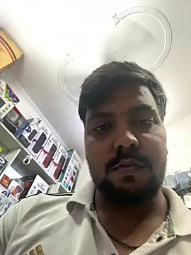 Snapshot of Subham2xx chatting on July 7, 2026, 1:26 pm Subham2xx online show from July 7, 2026, 1:26 pm