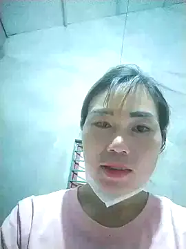 Snapshot of quyquy01 chatting on July 9, 2026, 4:22 pm quyquy01 online show from July 9, 2026, 4:22 pm