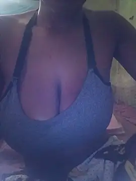 Snapshot of hot_candy23 chatting on July 13, 2026, 11:46 am hot candy23 online show from July 13, 2026, 11:46 am