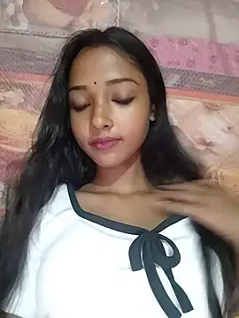 Snapshot of Desi_doll2007 chatting on July 14, 2026, 6:35 pm Desi doll2007 online show from July 14, 2026, 6:35 pm