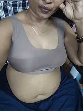 Snapshot of amudha143 chatting on July 10, 2026, 9:06 pm amudha143 online show from July 10, 2026, 9:06 pm