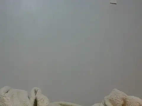 Snapshot of Little_Flower01 chatting on July 10, 2026, 8:40 am Little Flower01 online show from July 10, 2026, 8:40 am