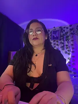 Snapshot of IVYGRETA chatting on July 15, 2026, 4:51 am IVYGRETA online show from July 15, 2026, 4:51 am