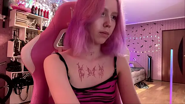 lonely bunny online show from July 11, 2026, 2:20 pm