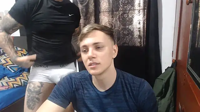 Snapshot of kike_energy chatting on July 7, 2026, 10:03 pm kike energy online show from July 7, 2026, 10:03 pm