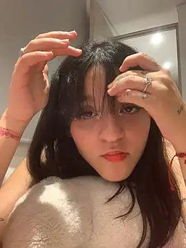 ruemi rose online show from July 19, 2026, 5:22 am