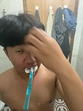 Snapshot of abyangusuy chatting on July 15, 2026, 2:22 pm abyangusuy online show from July 15, 2026, 2:22 pm