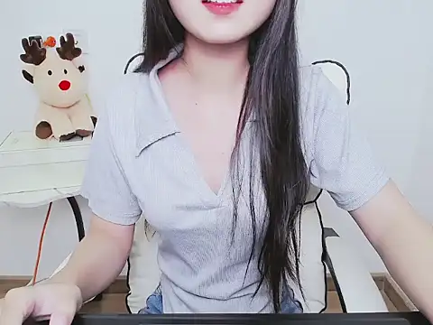 Snapshot of Love-sweets2 chatting on July 11, 2026, 8:50 am Love-sweets2 online show from July 11, 2026, 8:50 am